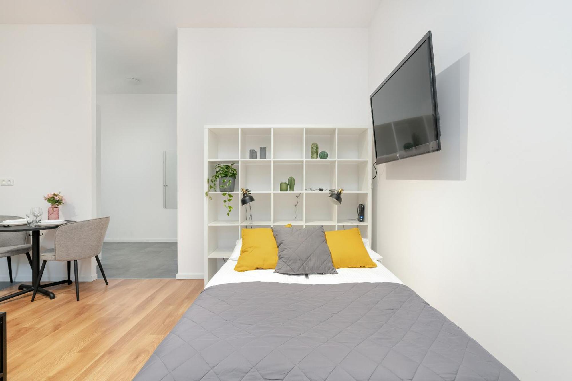 Cozy Studio With Balcony And Free Garage By Noclegi Renters Poznań Exteriör bild